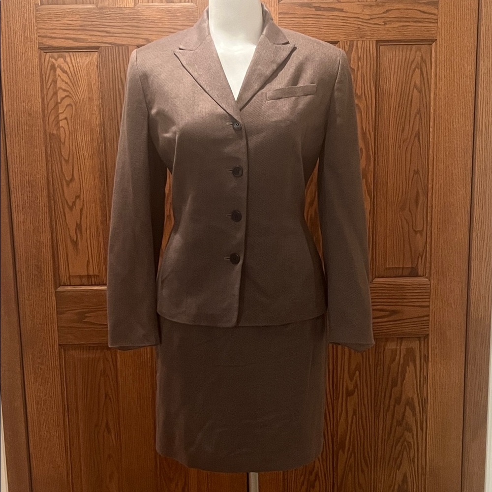 Vintage 90’s Ann Taylor Loft subtle herringbone wool blend suit 8